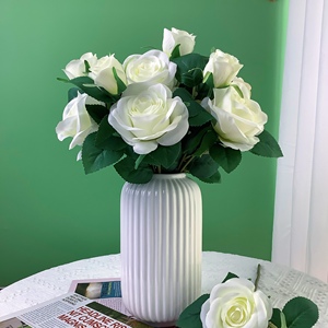 欧式白色陶瓷花瓶高级感轻奢法式复古水培花器侘寂风客厅现代摆件