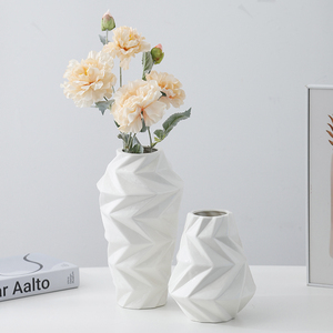 创意高档落地大号陶瓷花瓶白色艺术小众酒店玄关客厅装饰现代摆件