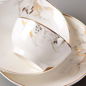 天顺陶瓷碗家用2023新款现代简约欧式餐具金边高档5寸饭碗6寸面碗