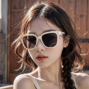 gm米白色框墨镜女款高级感潮流网红防紫外线太阳镜可配近视带度数