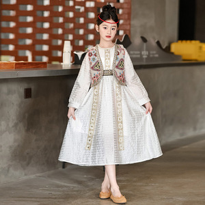 六一儿童演出服民族服装女童连衣裙新疆舞蹈西域服刺绣马甲两件套