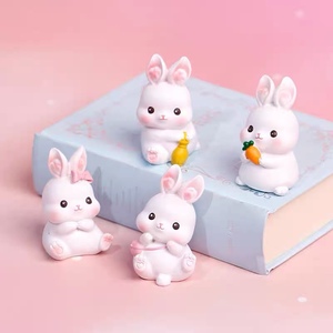 可爱小兔子蛋糕装饰呆萌小白兔胡萝卜粉色蝴蝶结卡通儿童桌面摆件