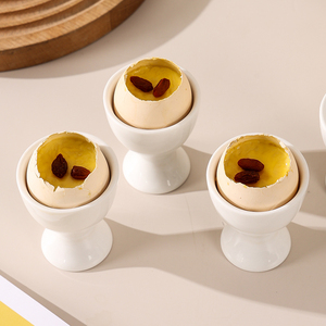 荣耀时创纯白鸡蛋托家用早餐可爱蛋盅陶瓷高脚蛋托简约餐桌杯托架