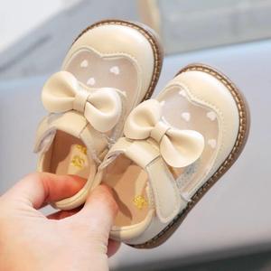 巴拉巴韩系女宝宝公主鞋春秋1一2-3岁半软底婴儿鞋子学步鞋透气夏