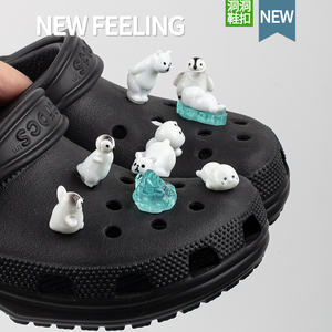 新款北极熊企鹅洞洞鞋扣个性diy可拆卸鞋面装饰鞋花配件适配crocs
