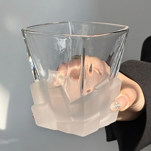 艺术小众设计磨砂质感冰块杯限定酒杯轻奢高级玻璃杯创意威士忌杯