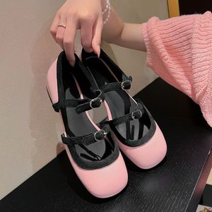 戴安娜之约 ~小众设计感双排扣平底玛丽珍鞋女夏法式拼接粉色凉鞋