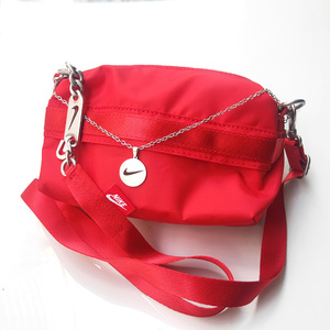 耐克斜挎包nike尼龙链条女包包挎包红色女款运动包单肩包小包新款