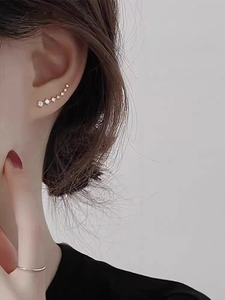 钻石超闪耳钉2023年新款潮排钻耳环银针防过敏耳饰小众设计高级感