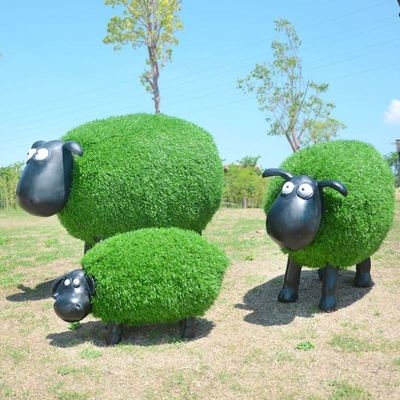 2022小羊肖恩玻璃钢雕塑绿植草皮羊大型卡通花园摆件户外园林庭院