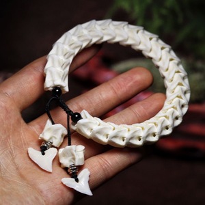 天然真蛇骨手串手链进口设计个性饰品转运男女文玩骨头鲨鱼牙定制