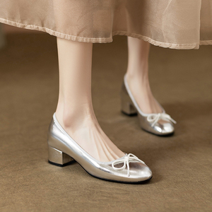 法式蝴蝶结银色粗跟单鞋女2024春季圆头中跟芭蕾舞高跟鞋甜美瓢鞋