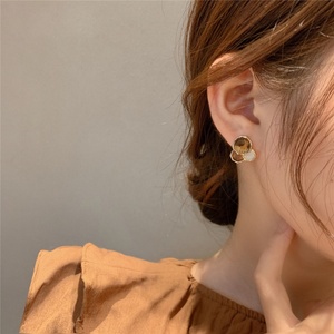 名尚家韩国小豹纹秋冬耳钉2024新款潮女耳环设计感高级感小众百