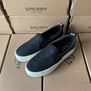 SPERRY斯佩里新款休闲舒适皮面女鞋微瑕鞋垫鞋带非原装介意勿拍