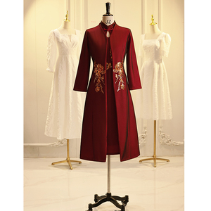 妈妈婚宴装礼服旗袍气质高贵婚礼喜婆婆红色外套披肩两件套春款女