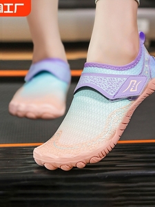 安踏室内健身鞋男女跳绳鞋减震跑步机深蹲健身训练瑜伽五指运动鞋