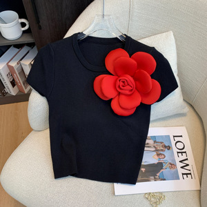 夏季新款设计感立体大红花短袖T恤女洋气时髦撞色圆领短款上衣潮