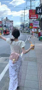 韩版小众小香风链条百搭水桶包包高级感轻奢气质双肩包旅行时尚包