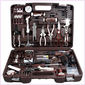 奥凯五金工具套装电工组套家用多功能手动维修锂电钻家用工具箱。