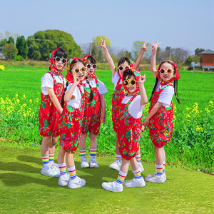 六一儿童表演服可爱背带裤东北大花民族套装幼儿园小班舞蹈演出服