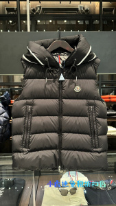 Moncler/蒙口 Cardamine经典黑色亮面短款连帽羽绒马甲背心男女