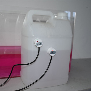 液体感应开关水位检测非接触式液位传感器外贴式液位计控制感应器