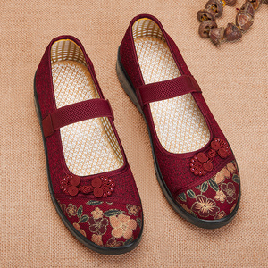 老北京布鞋女新款夏季正品老太太防滑老年老人鞋妈妈软底奶奶鞋子