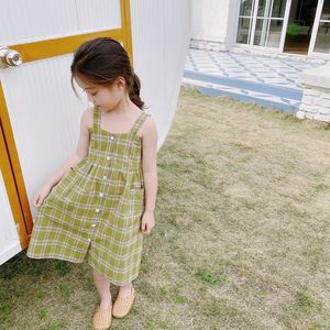 女童连衣裙2024夏季新款小女孩韩版时尚清凉格子群女孩吊带开衫裙