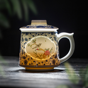 景德镇手绘青花玲珑泡茶杯陶瓷茶水分离带盖水杯大容量过滤办公杯