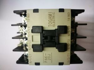 PAK TOGAMI PAK-20J PAK-20J-P3300 4NO0NC 220v 户上 接触器 正