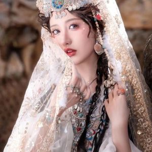 新疆民族特色服装牧羊少女维吾尔族公主云南大理丽江古城旅拍服饰