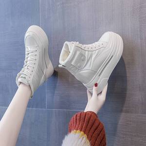 马丁短靴子女2022冬季新款保暖棉鞋厚底内增高加绒加厚防水雪地靴