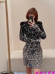 BALMAIN/巴尔曼 24SS新款亮片镶嵌圆领中长款长袖修身连衣裙女