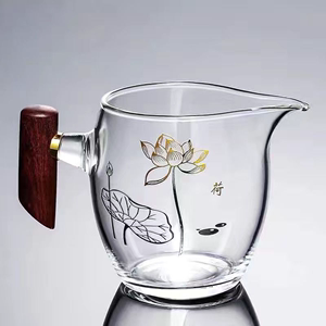 高硼硅玻璃茶海公道杯矮木雀梅花公杯侧木把到茶杯分茶器鹰嘴公杯