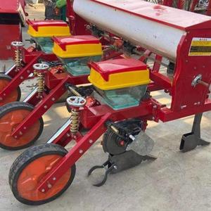 拖拉机带多功能玉米精播机 四行五行苞米播种机 免耕犁腿种植厂家