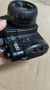 ZENIT 122S  单反相机   老相机，九十年代的产物