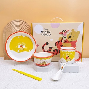 迪士尼维尼熊餐具礼盒装5件套可爱家用米饭碗盘子喝水杯勺子筷子