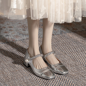 小CK2024银色玛丽珍鞋子女百搭方头珍珠浅口粗中跟单鞋百搭气质春