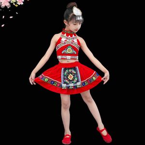 巴拉巴拉清货六一儿童节演出服装童年叮叮当舞蹈服幼儿园彝族红山