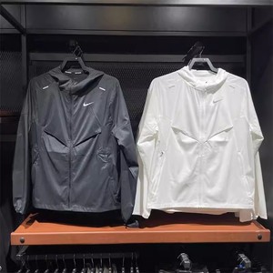 Nike耐克夏季男子防晒服薄款梭织外套运动夹克休闲防风衣CZ9071