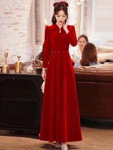 旗袍新娘秋冬季高级感红色订婚连衣裙礼服女装中式气质名媛敬酒服