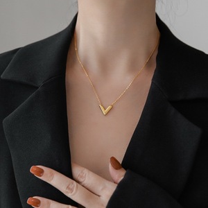 金色钛钢V形耳环项链套装时尚简约百搭金属风耳钉个性设计感饰品