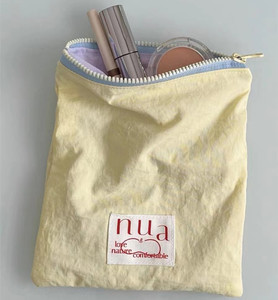 韩国小众设计Onemorebag冰淇淋色化妆包小物件收纳袋字母手拿小包