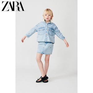 ZARA 24春季新品 婴儿幼童 草莓图案牛仔夹克外套 4441575 400