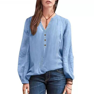 2022New spring oversized V-neck shirt women loose tops女衬衫