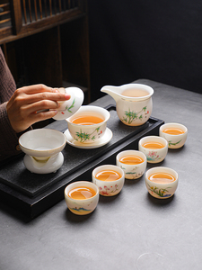 新中式羊脂白玉茶具套装家用待客手工陶瓷盖碗功夫喝茶杯加厚防烫