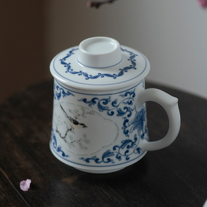 景德镇手绘青花玲珑泡茶杯茶水分离瓷器大容量陶瓷杯子带盖茶具