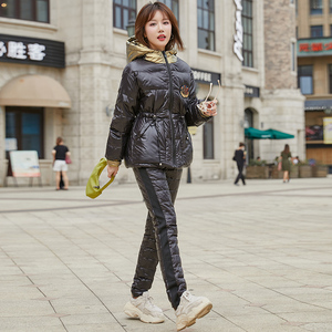 韩版气质连帽免洗羽绒服套装女2024冬季新款时尚休闲运动两件套潮