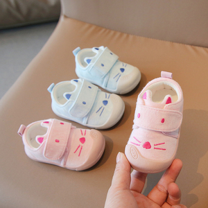 婴儿学步鞋女宝宝春秋软底防滑0-1一岁2春季10个月婴幼儿鞋子男宝