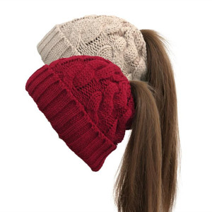 2024新款帽子女冬露头发针织毛线帽空顶套头护耳女孩冬季扎马尾帽